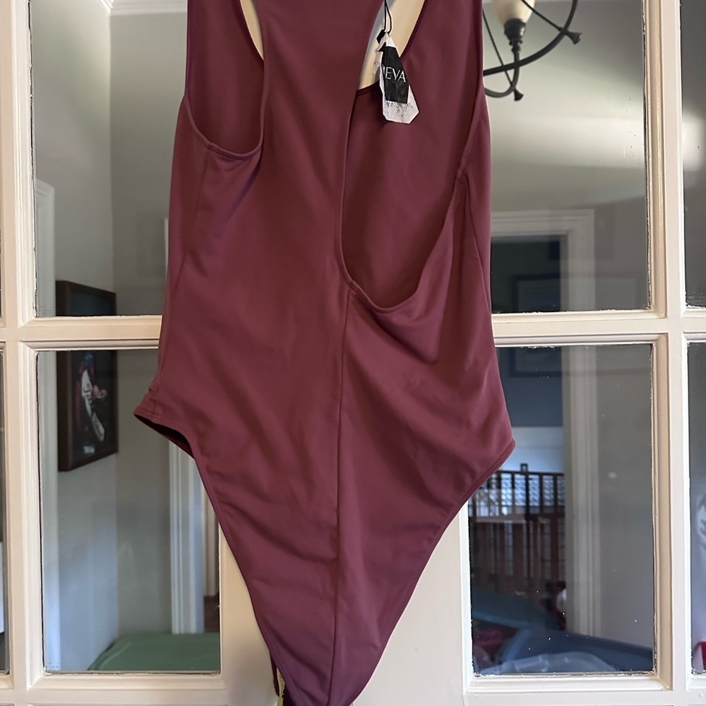 STORM AIRLIFT CUTOUT BODYSUIT (DUSTY PINK) - Picture 4 of 4